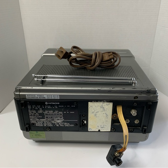 Hitachi CK-200 Portable TV 5” CRT Solid State Color Television 1982 - Powers On - Picture 13 of 16